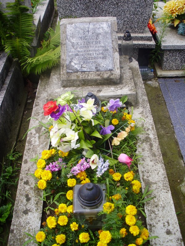 mp Kazimierz_Migacz_oth 1944_Tarnow_2011_1.jpg